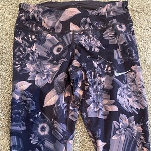 Nike epic lux running pants